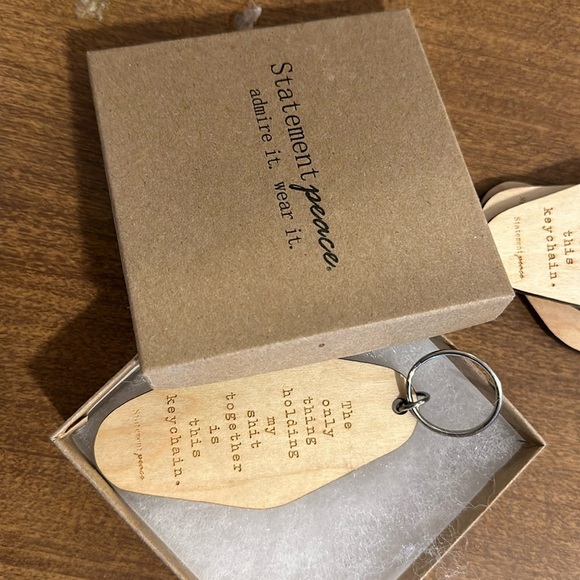 Handmade wood keychain - Picture 1 of 1